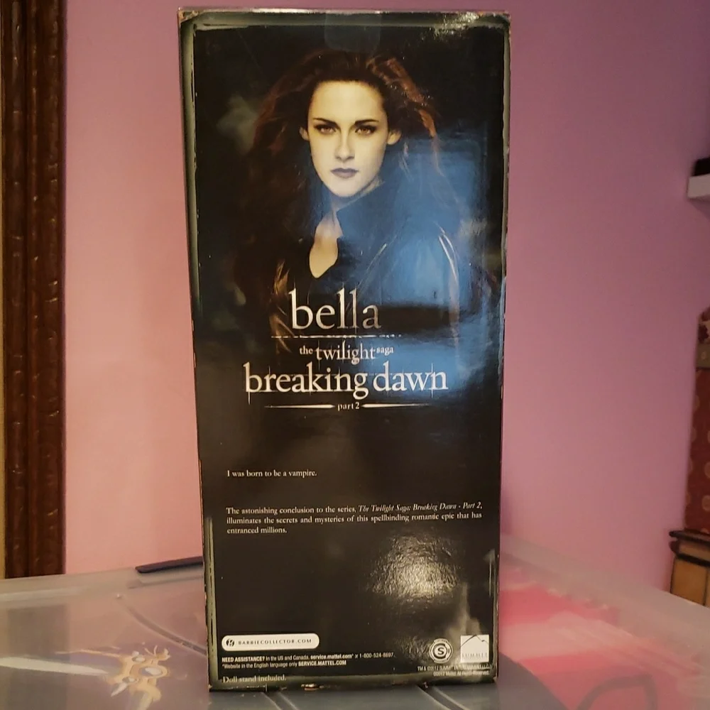 Barbie Twilight Doll Black Outfit Breaking Dawn Part 2 Bella Vampire Pink Label - Picture 2 of 2